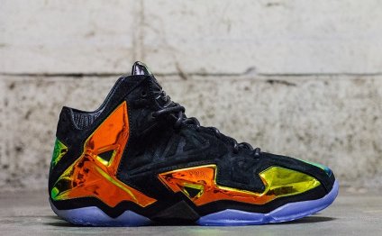 Nike LeBron 11 EXT “Crown